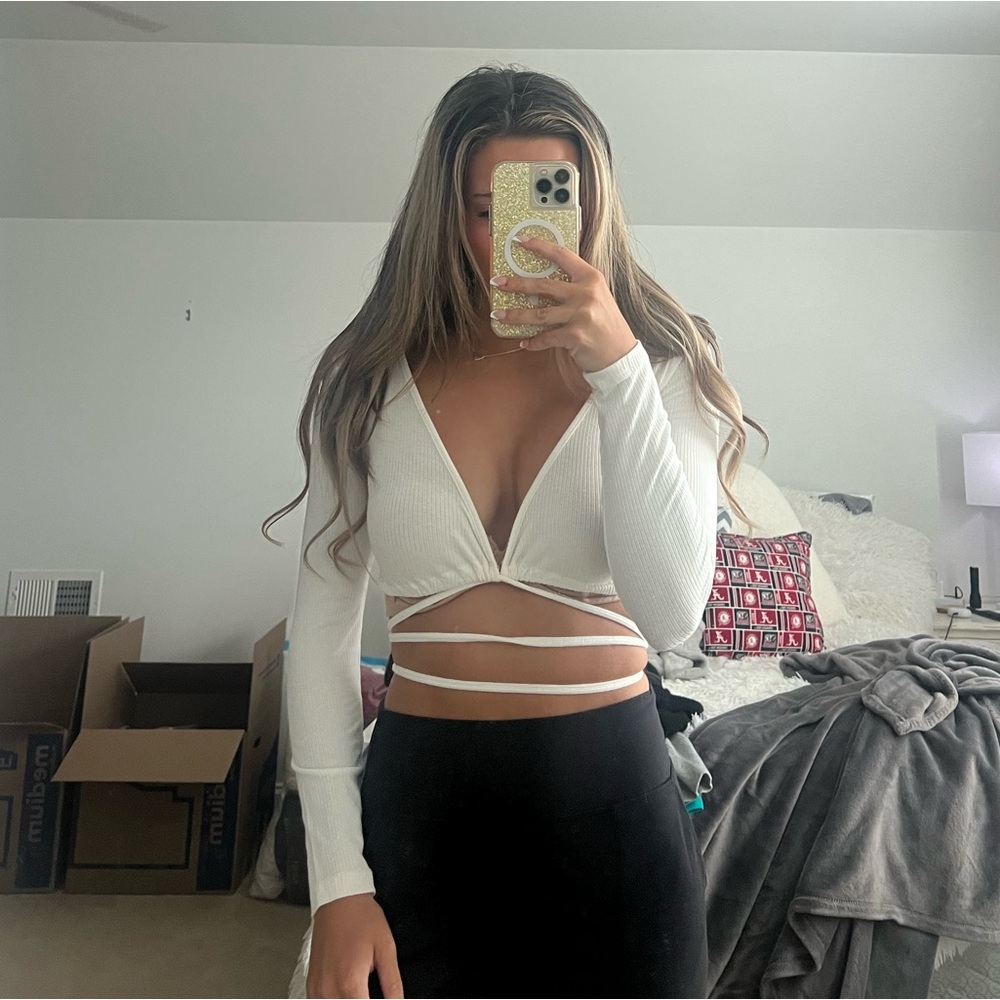 sky to moon wrap cropped top